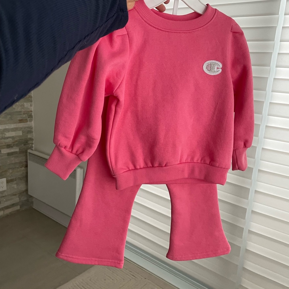 Champion bubblegum pink  baby girl set 18M